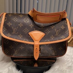 Louis Vuitton Brown Sologne Monogram Satchel/Crossbody